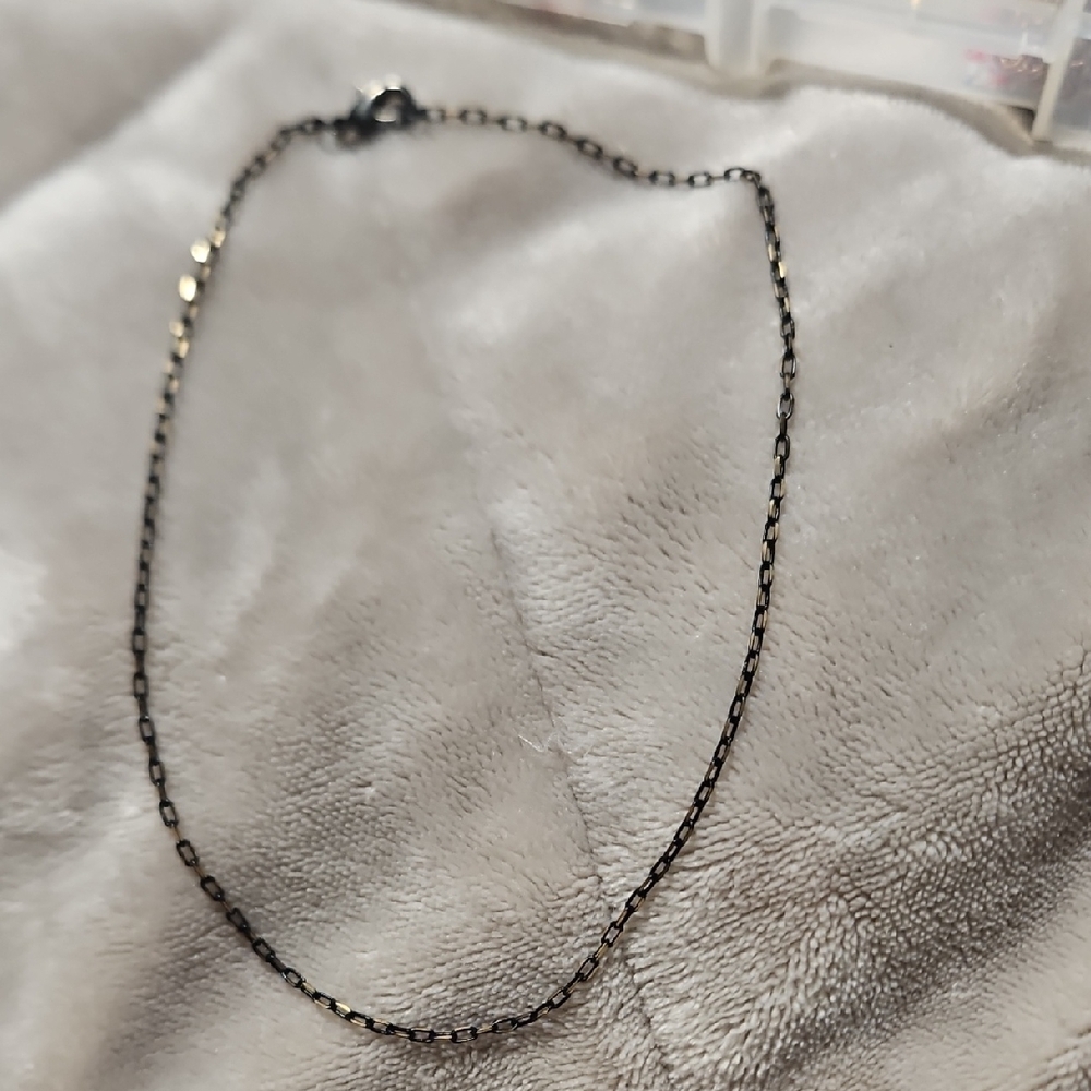 13 inch - Elegant Black and Gold Chain Necklace